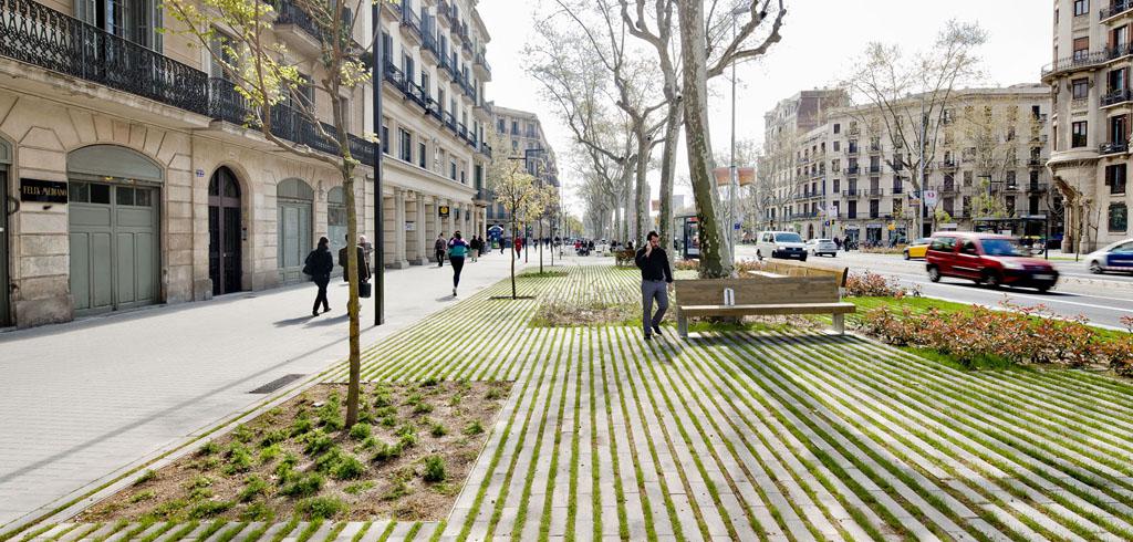 La acera como vector y el andar como vínculo entre movilidad y salud&nbsp;urbana